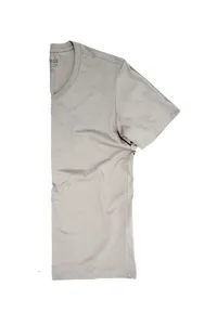 CAMISETA CINZA LISA GOLA V PIMA PLAN