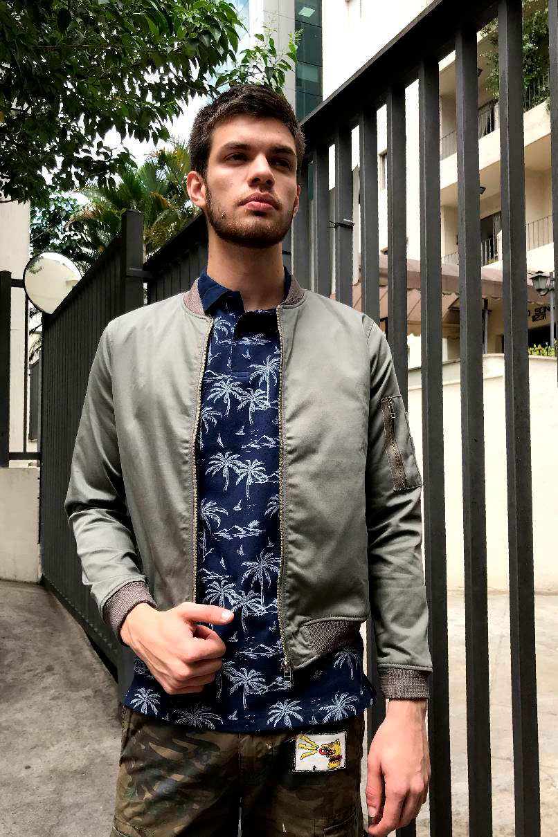 bomber militar feminina