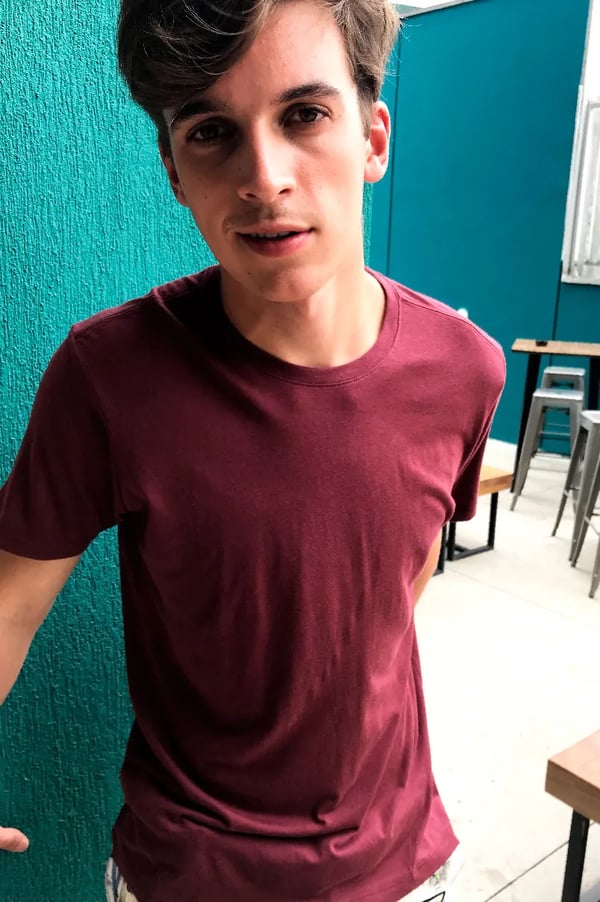 CAMISETA VINHO LISA PIMA PLAN