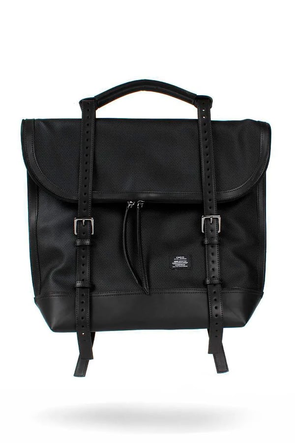 MOCHILA FAKE LEATHER PRETA YORK