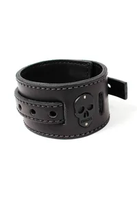 PULSEIRA PRETA PUNK
