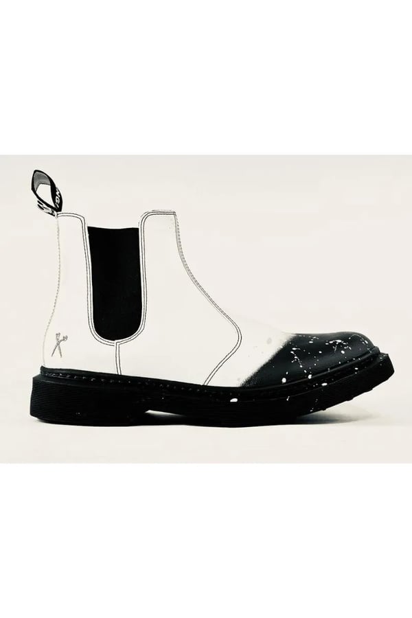 BOTA ED. LTDA | STUDIO55