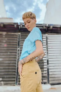 CAMISA DE LINHO MANGA CURTA AZUL TURQUESA