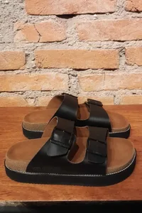 SANDALIA BERLIN PRETA