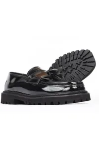 SAPATO MOCASSIM VERNIZ