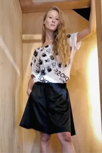 SHORTS EVASÊ PRETA ALFAIATARIA