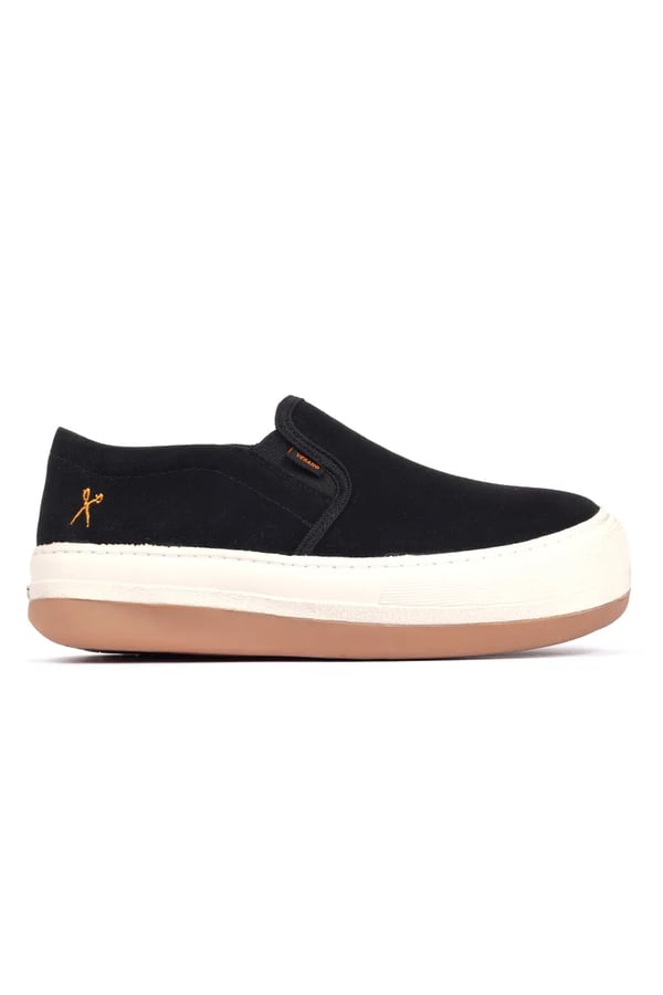 TÊNIS PRETO HARAJUKU SLIP-ON
