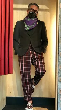 TÊNIS XADREZ VERMELHO